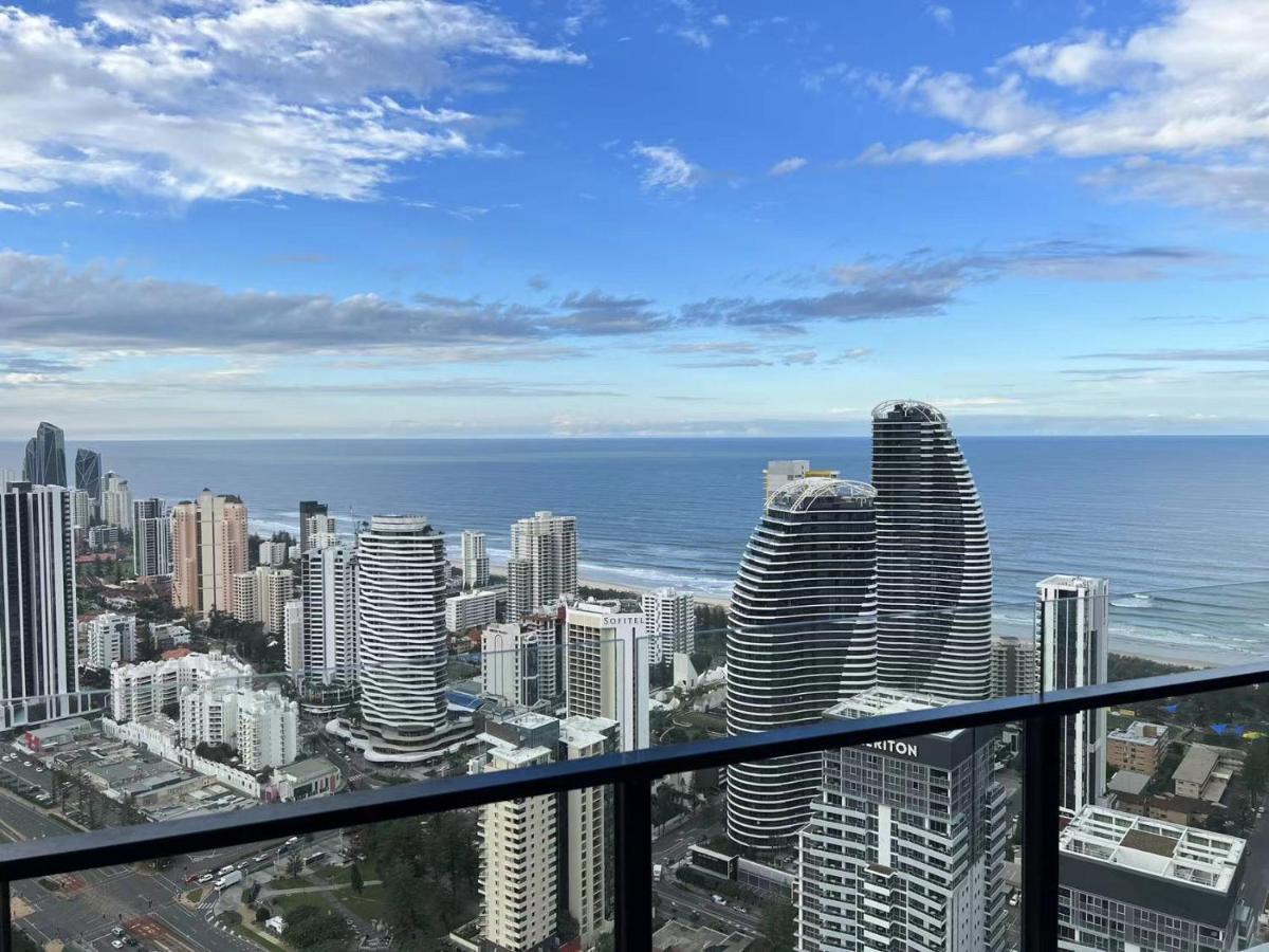 2 Bedroom Luxurious Family Apartment On 40Th Floor With Amazing Ocean Coastline Broadbeach Gold Coast Gc40 Exteriér fotografie