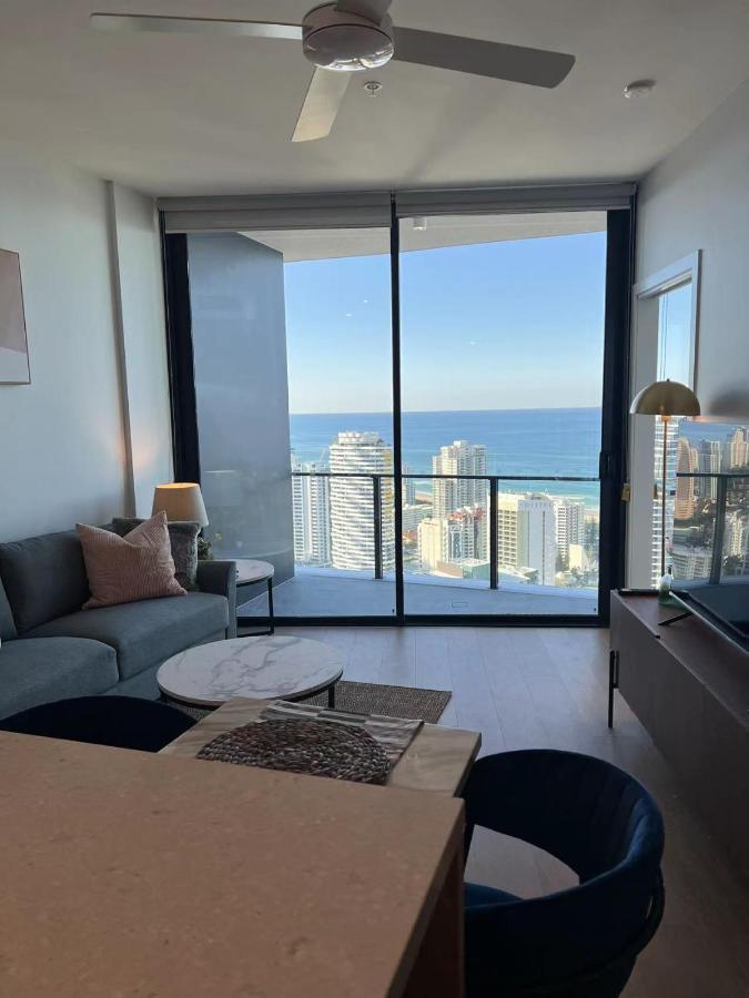 2 Bedroom Luxurious Family Apartment On 40Th Floor With Amazing Ocean Coastline Broadbeach Gold Coast Gc40 Exteriér fotografie
